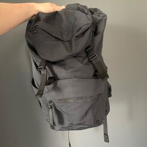 Lululemon On My Level backpack